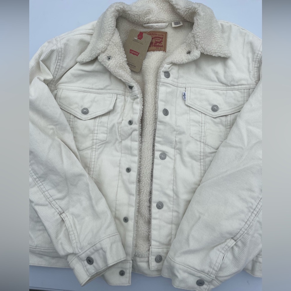 Levi’s corduroy ex-boyfriend Sherpa trucker jacket
